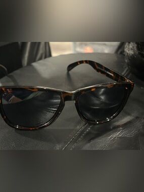 Colossein Tortoiseshell Cat-Eye Sunglasses with Dark Lenses